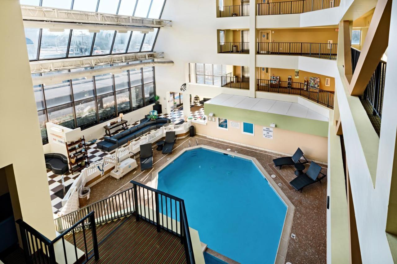 The Atrium Resort, Virginia Beach By Vacatia ภายนอก รูปภาพ